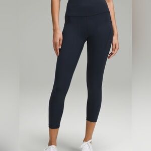 Wunder Train Leggings 25” With Pockets Navy Blue